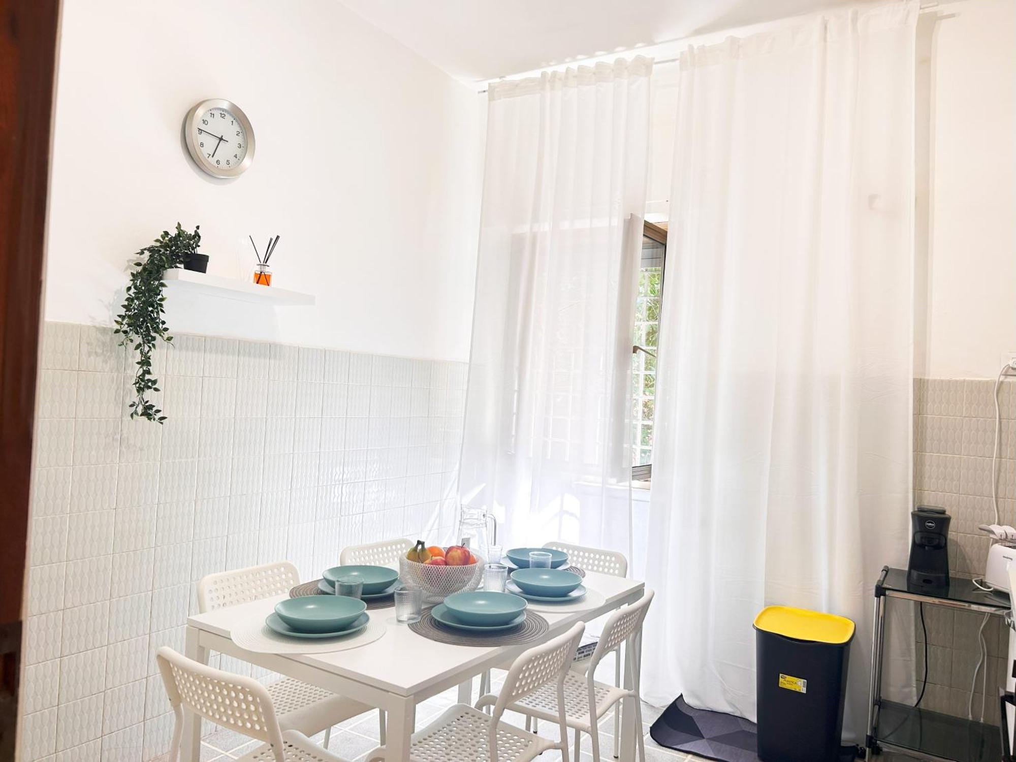 Just Colorful Guest House Roma Esterno foto